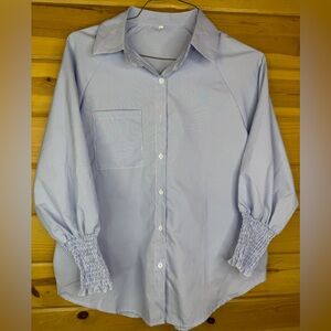 NWOT Women’s Blue & White Striped Collared Oversize Blouse Size Small